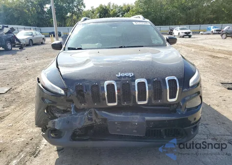 2015 Jeep Cherokee Latitude z USA, uszkodzony, nr VIN 1C4PJMCS3FW665884